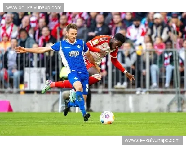 绿茵场上的激情碰撞：门兴格拉德巴赫与达姆施塔特的足球史诗